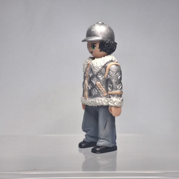 LV Silver Winter Look – Image 3