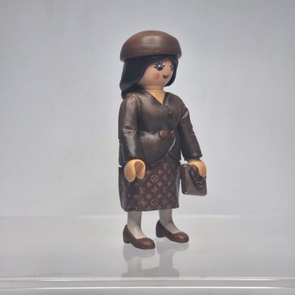 Lady Louis Vuitton – Image 2