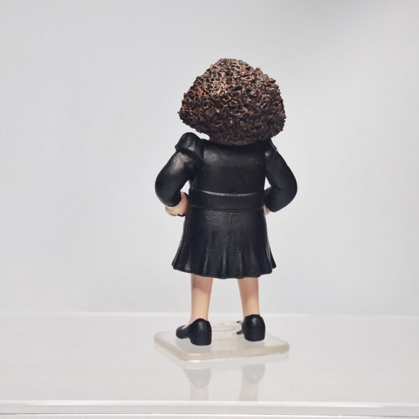 Edith Piaf, la môme en noir – Image 4