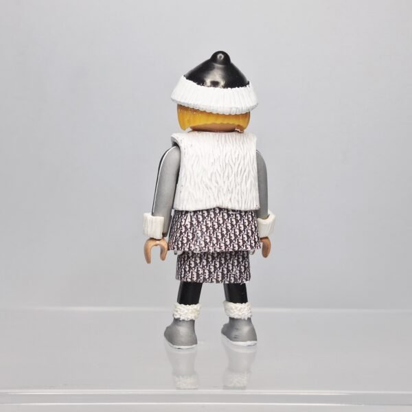 Madame Dior – Image 4